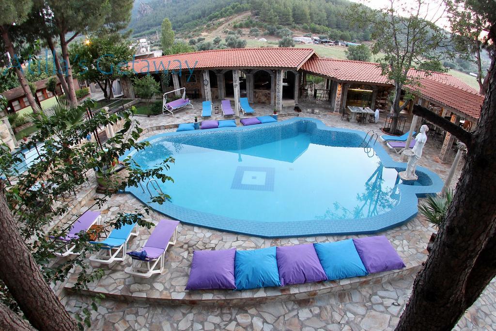 Atillas Getaway Selcuk Exterior photo